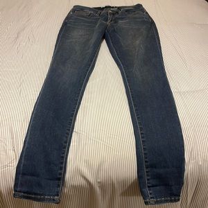 Yummie jeans size 29. Worn once